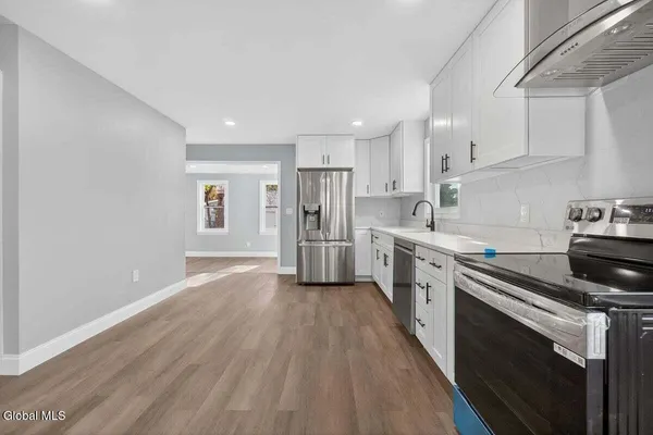 $322,500 | 231 Mariaville Road, Rotterdam, NY 12306