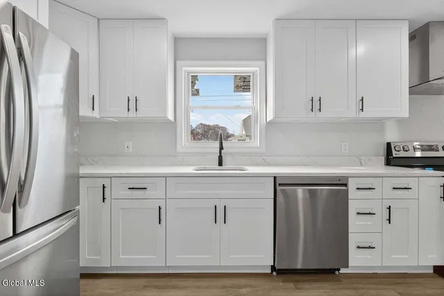 $325,000 | 231 Mariaville Road, Rotterdam, NY 12306