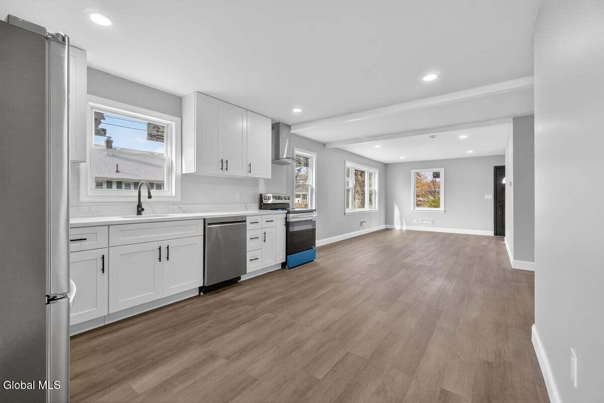 231 Mariaville Road Rotterdam, NY 12306 - Photo 22 of 32 231 Mariaville Rd-33