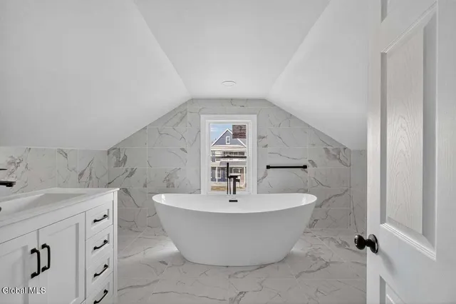 $325,000 | 231 Mariaville Road, Rotterdam, NY 12306