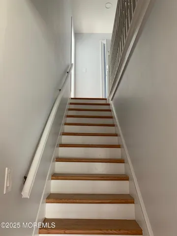 $48,000 | 421 West Lincoln Avenue, Oakhurst, NJ 07755