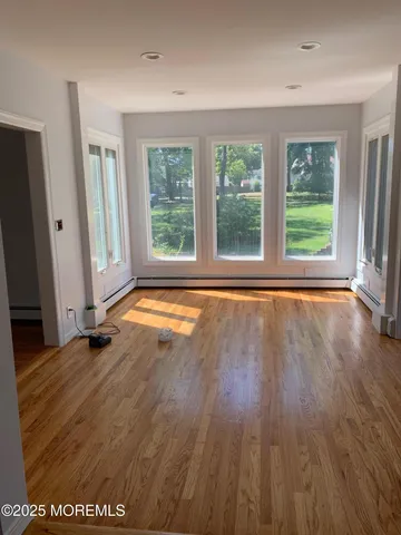 $48,000 | 421 West Lincoln Avenue, Oakhurst, NJ 07755