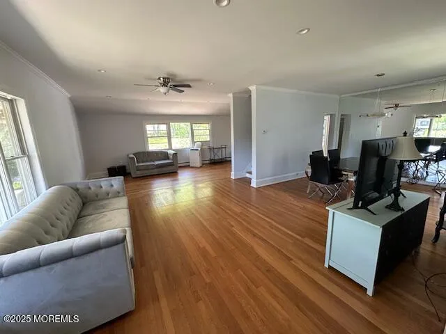 $48,000 | 421 West Lincoln Avenue, Oakhurst, NJ 07755