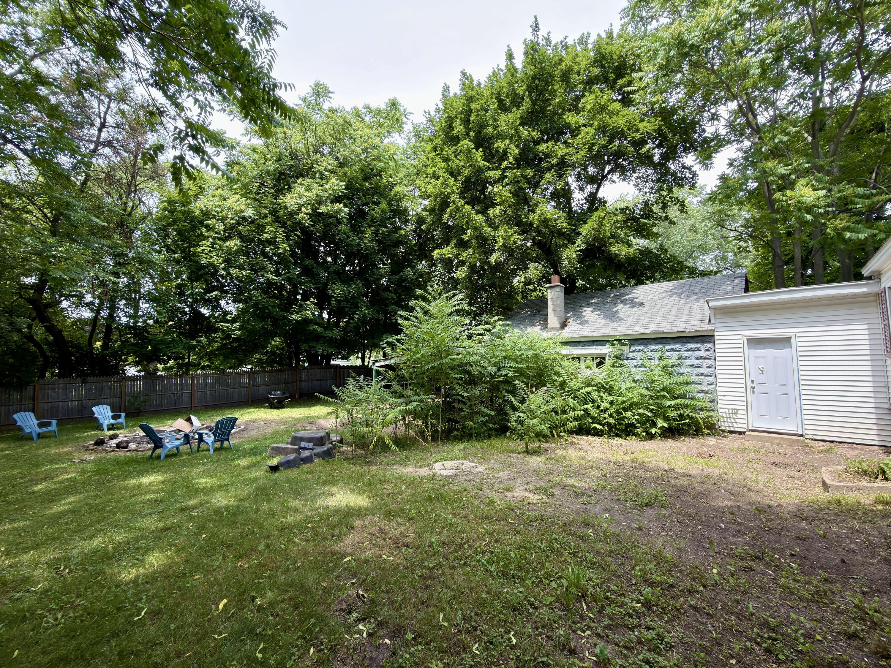 820 Oak Street Manistee, MI 49660 - Photo 6 of 18 IMG_3980