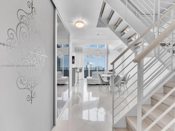 $5,800 | 60 Southwest 13th Street, Unit 4818, Miami, FL 33130