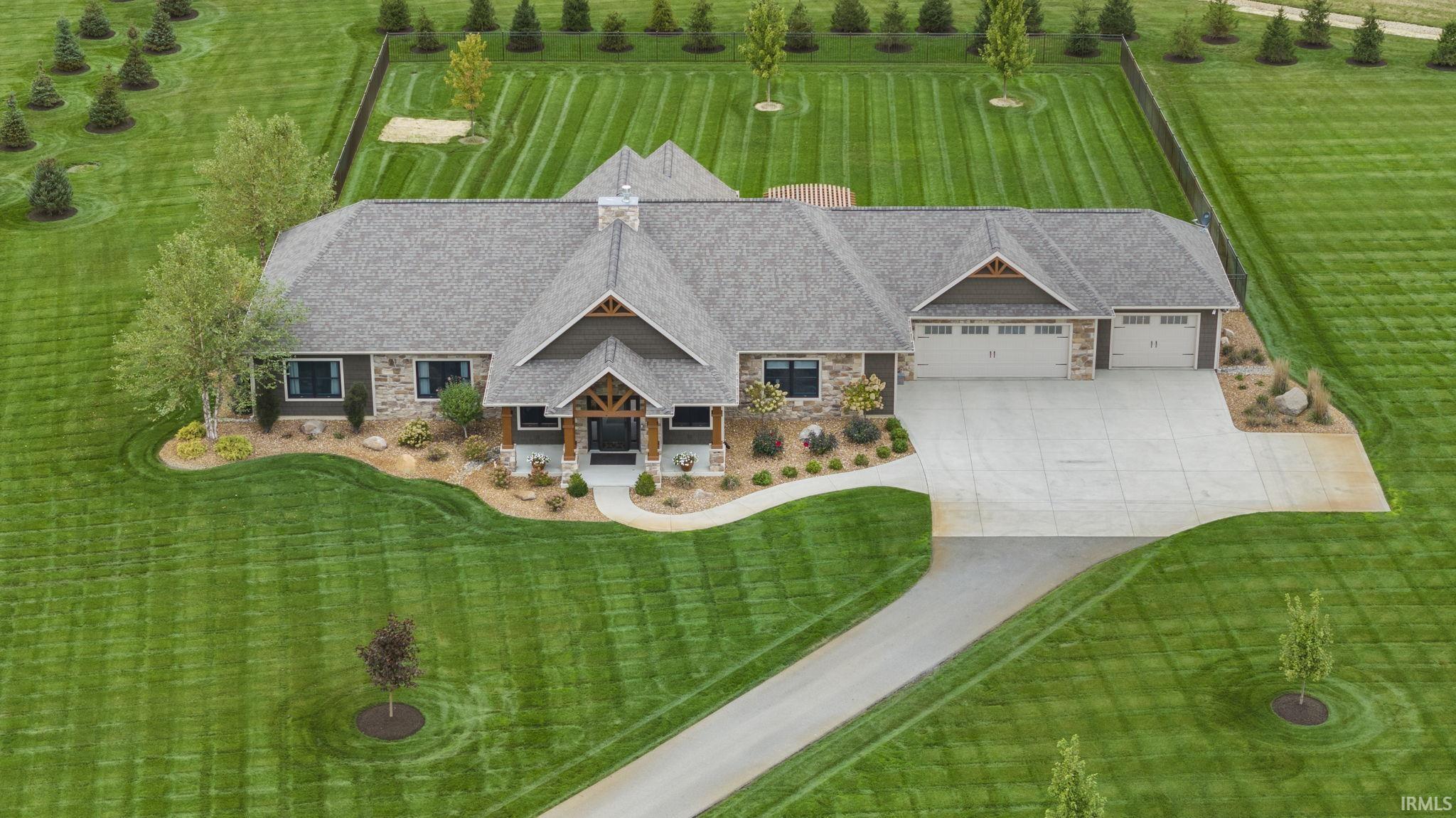 9345 Notestine Road Fort Wayne, IN 46835 - Photo 1 of 36