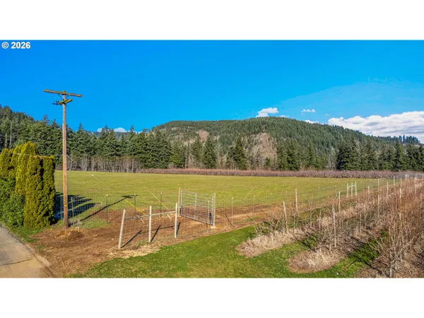 $800,000 | 4510 Oleary Road, Hood River, OR 97031
