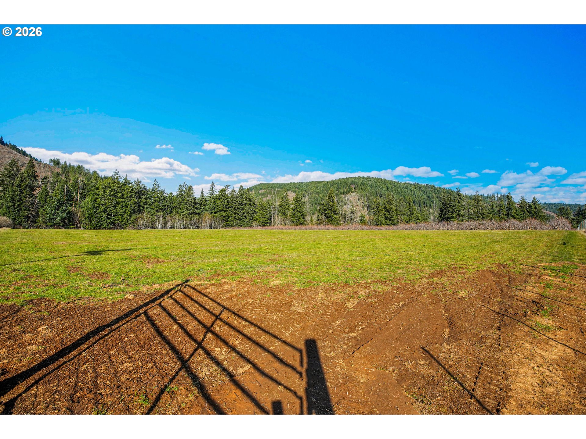 4510 Oleary Road Hood River, OR 97031 - Photo 7 of 22