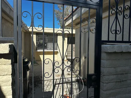 $599,900 | 2466 East Oakcrest Drive, Palm Springs, CA 92264