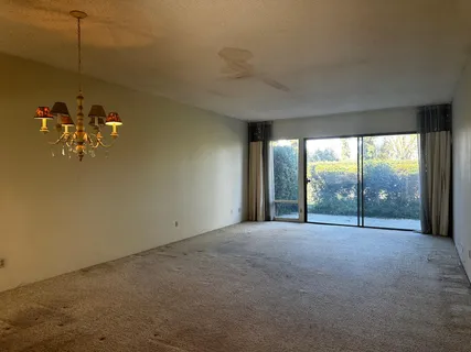 $599,900 | 2466 East Oakcrest Drive, Palm Springs, CA 92264