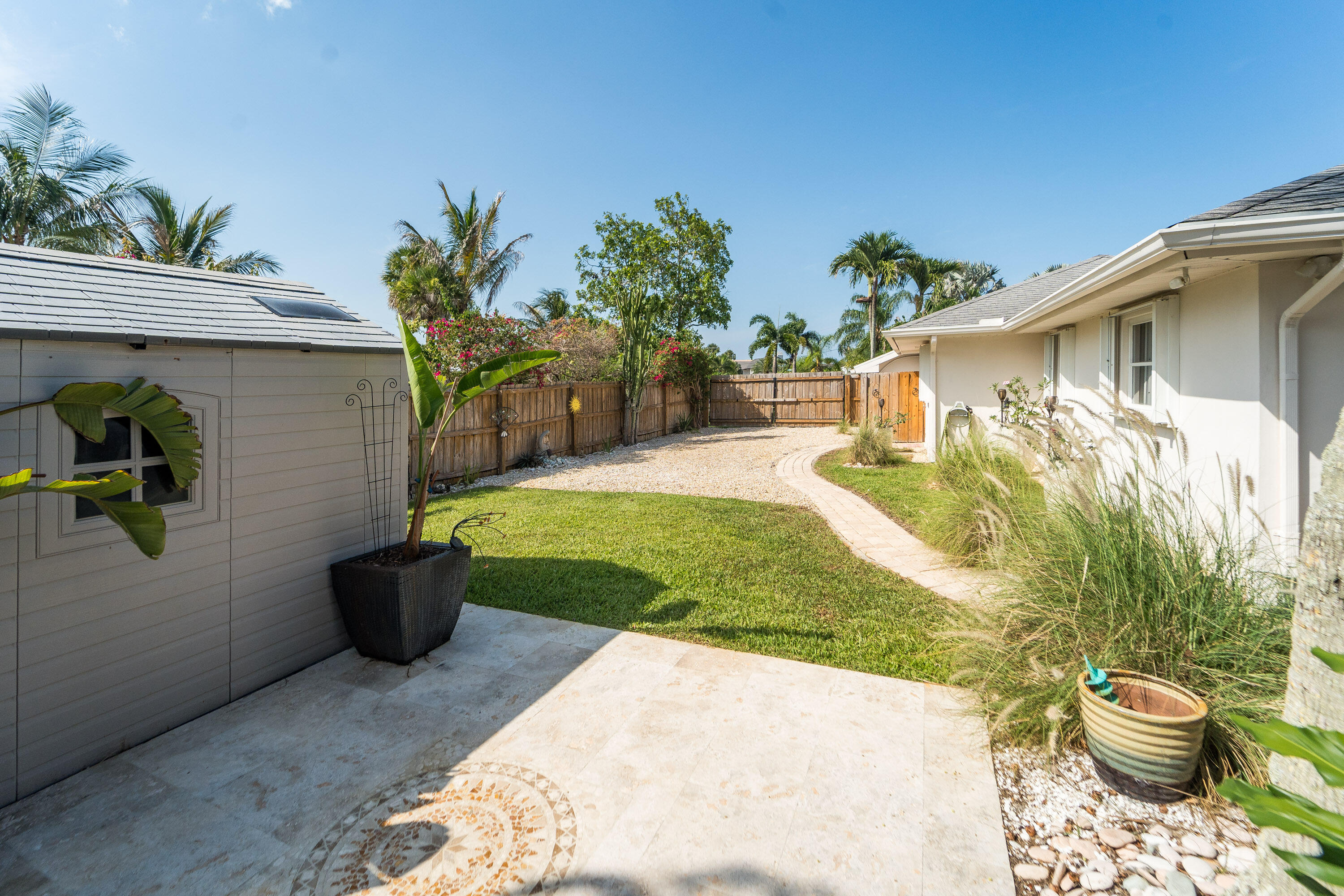 18 Saddleback Road Tequesta, FL 33469 - Photo 64 of 78 18 Saddleback Road -11