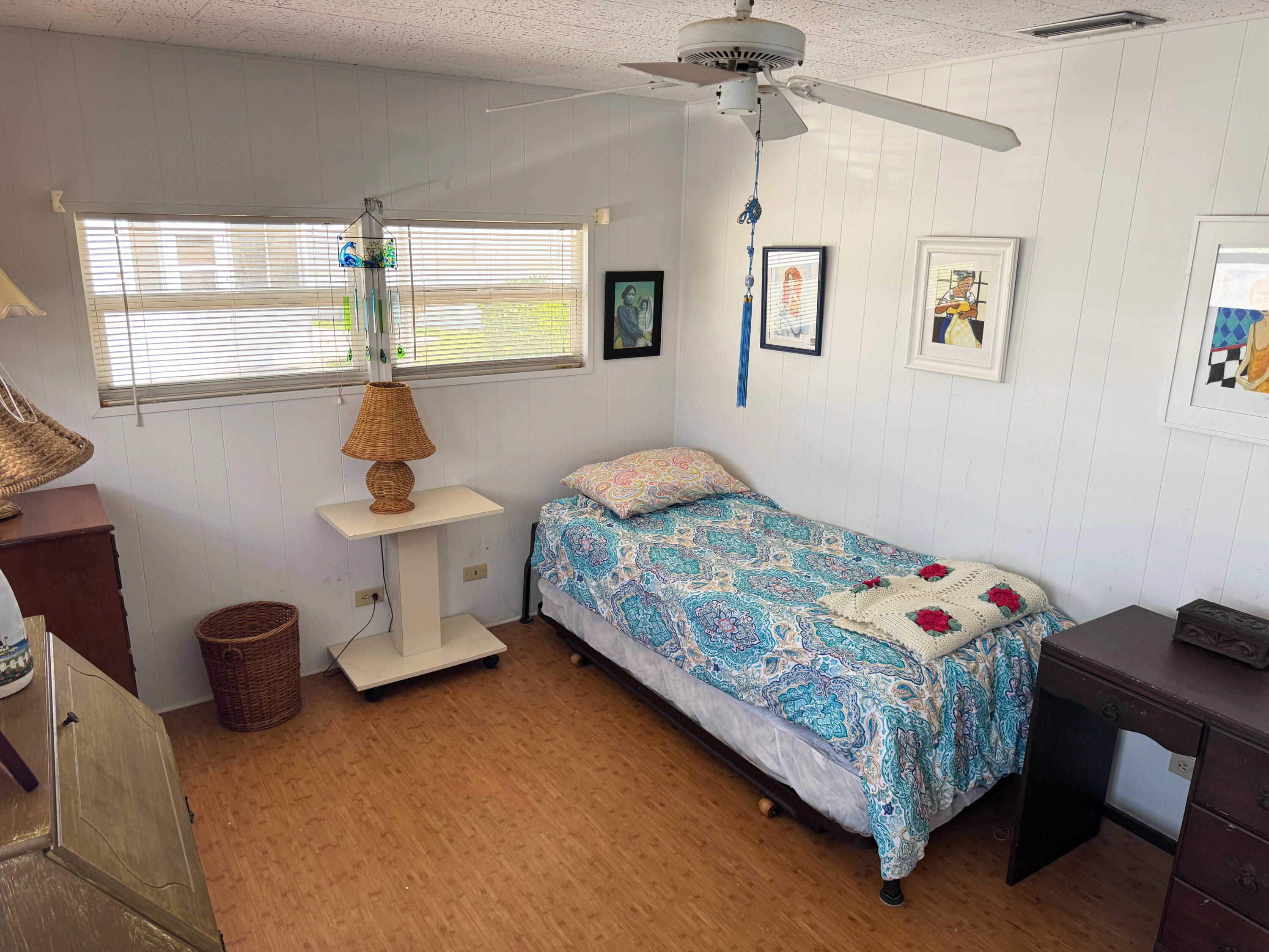 205 South Ibis Drive, Unit R Briny Breezes, FL 33435 - Photo 29 of 38 a bedroom with a bed and a window