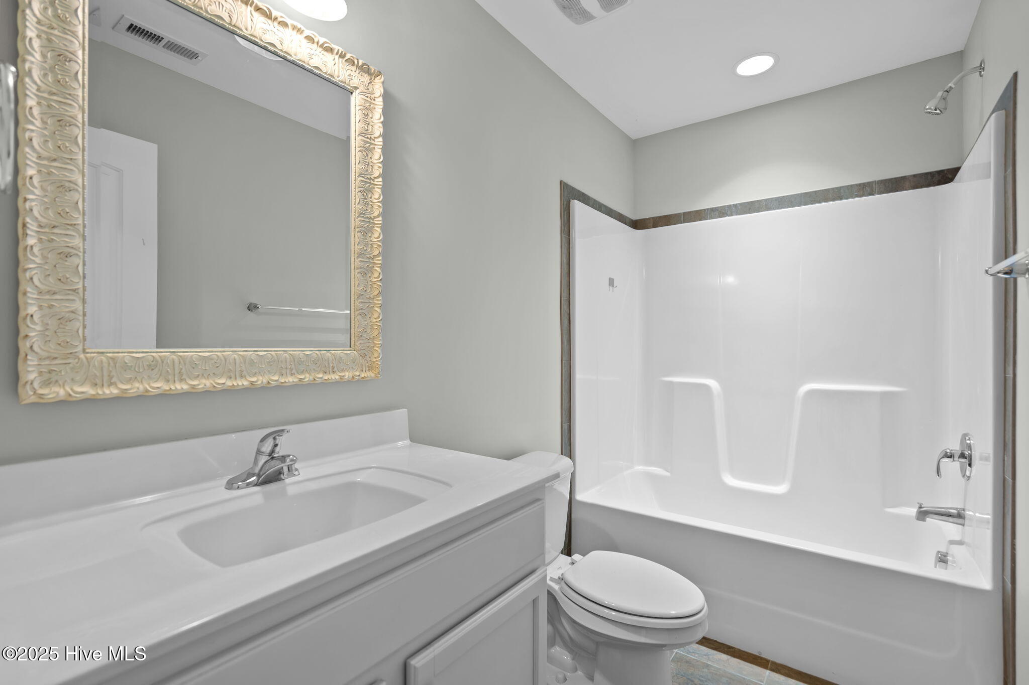 104 Treasure Way Hampstead, NC 28443 - Photo 35 of 59 35-web-or-mls-DSC00655