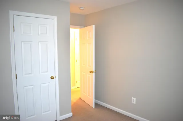 $1,400 | 203 Kadies Lane, Unit 33, Edinburg, VA 22824