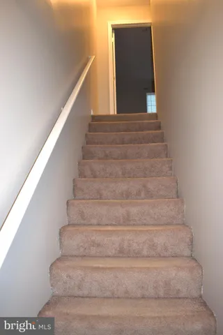 $1,400 | 203 Kadies Lane, Unit 33, Edinburg, VA 22824