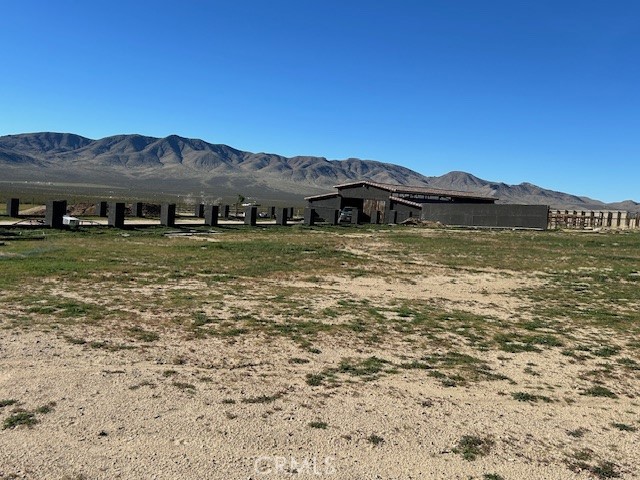 31163 Villa Nova Road Lucerne Valley, CA 92356 - Photo 17 of 25 a view of a large body of water and mountain view