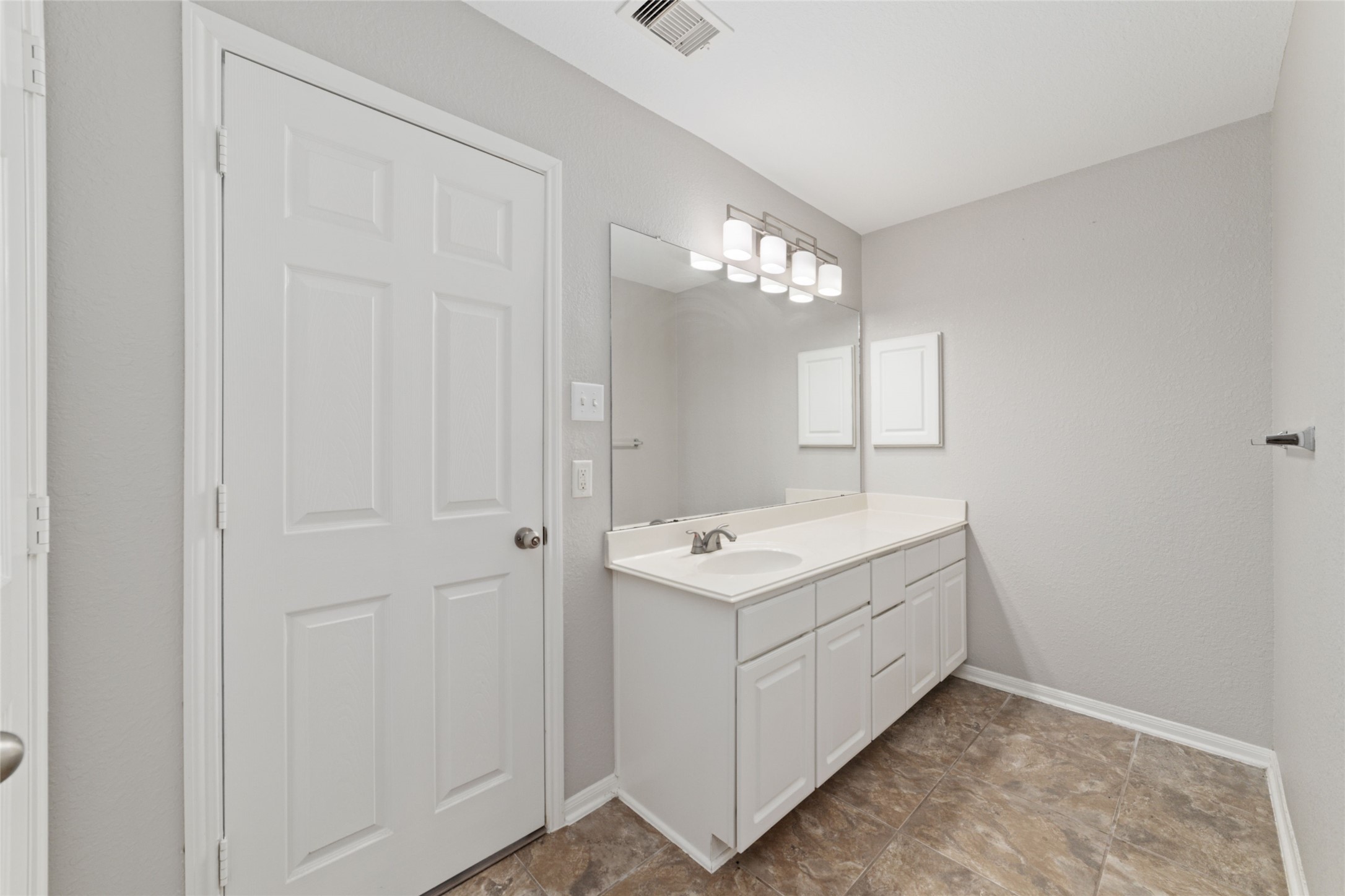3111 View Valley Trail Katy, TX 77493 - Photo 8 of 14