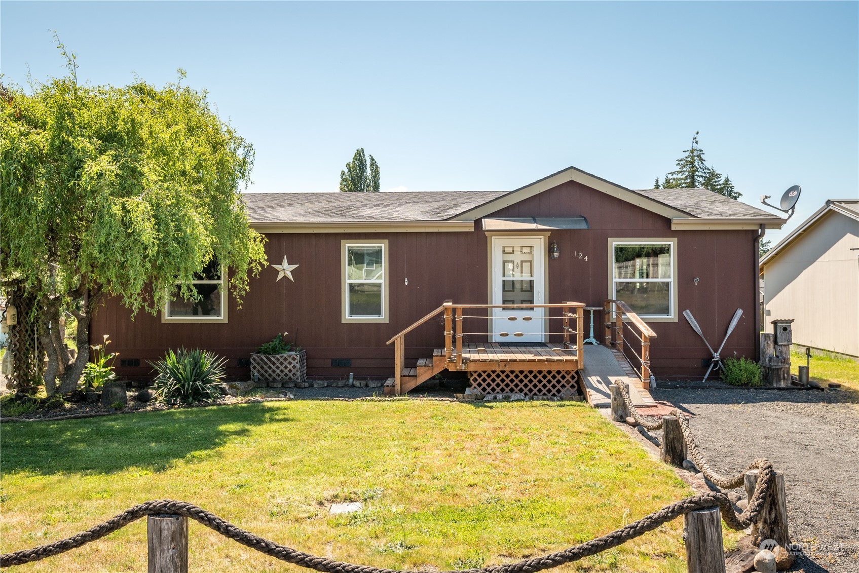 124 Wilford Road Silverlake, WA 98645 - Photo 3 of 39 Gallery Image 3