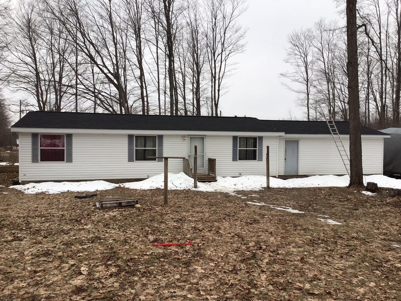 9185 Banwell Road Alanson, MI 49706 - Photo 3 of 46 Gallery Image 3