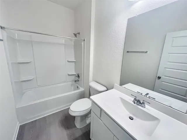 $334,000 | 13211 Hayden Peak Drive, Iowa Colony, TX 77583