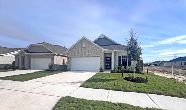 $334,000 | 13211 Hayden Peak Drive, Iowa Colony, TX 77583