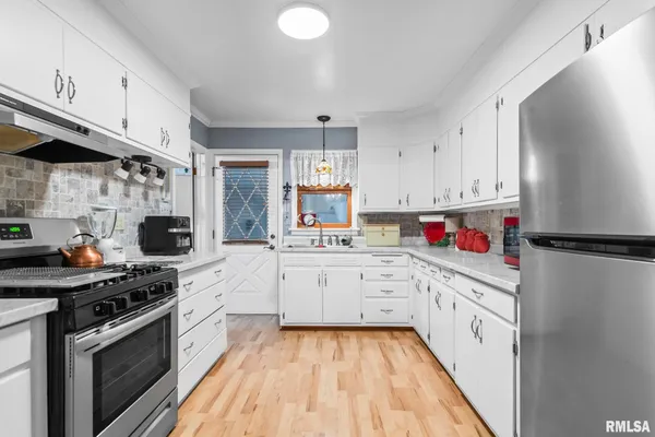 $125,000 | 18 Maple Court, Decatur, IL 62526