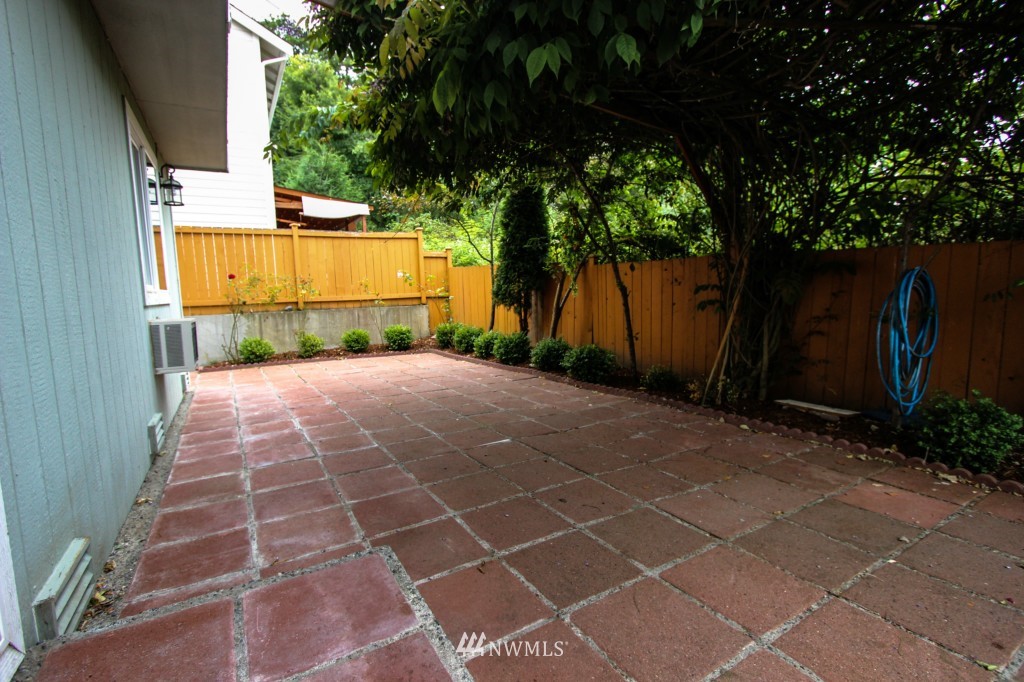 605 South 53rd Place Renton, WA 98055 - Photo 15 of 15