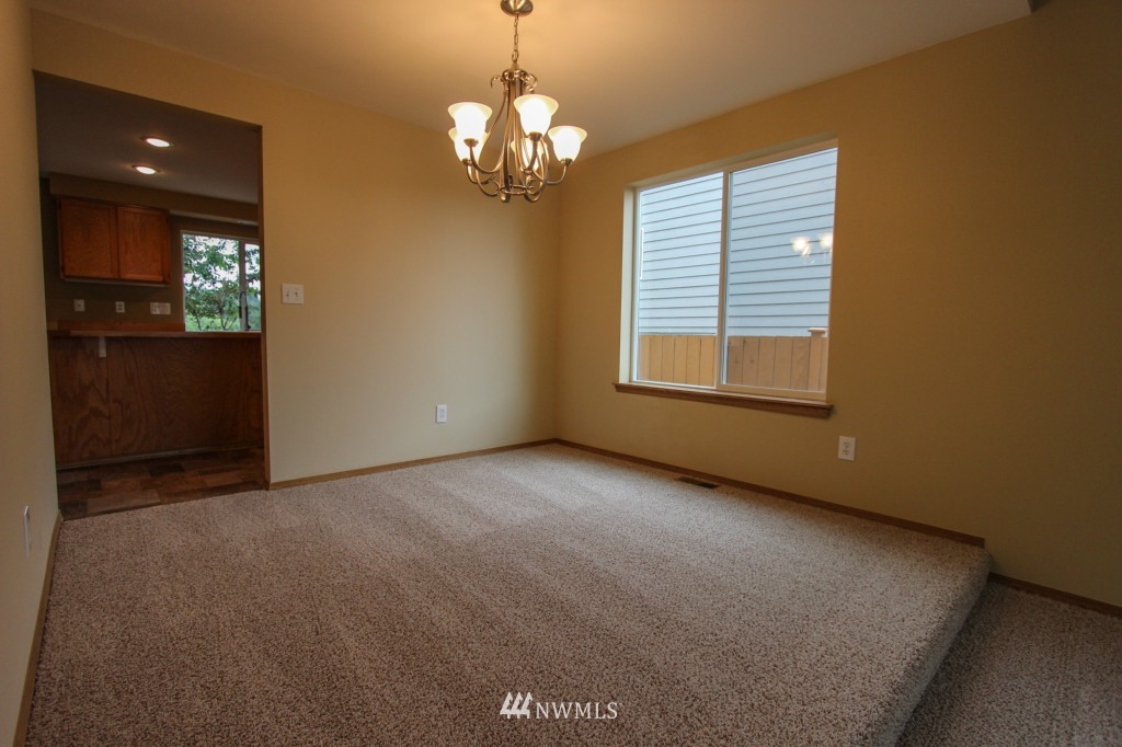 605 South 53rd Place Renton, WA 98055 - Photo 6 of 15