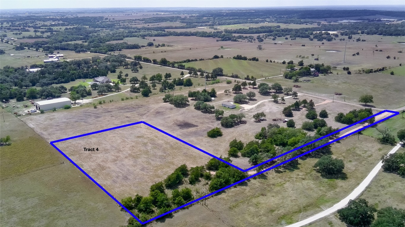 989 East Old Hallettsville Road Flatonia, TX 78941 - Photo 11 of 19 an aerial view of a tennis court