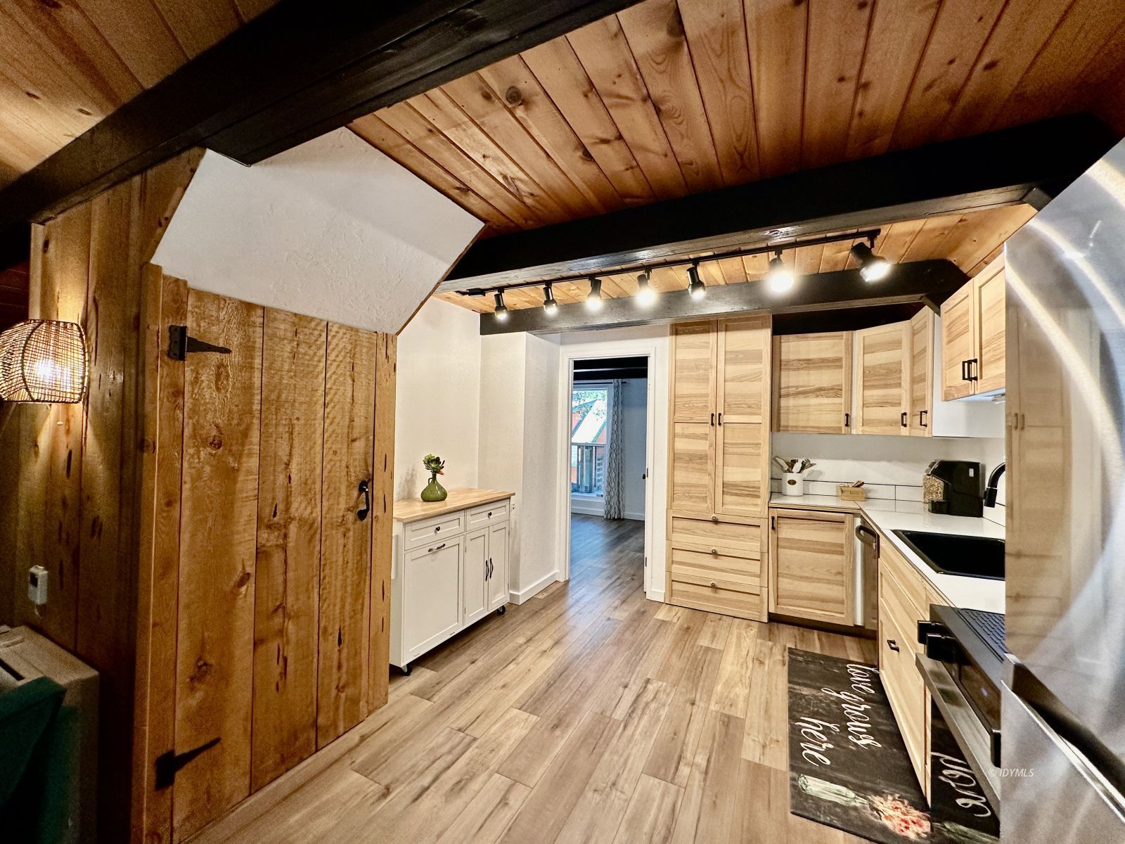 25245 Rosaline Road Idyllwild, CA 92549 - Photo 12 of 37 Untitled