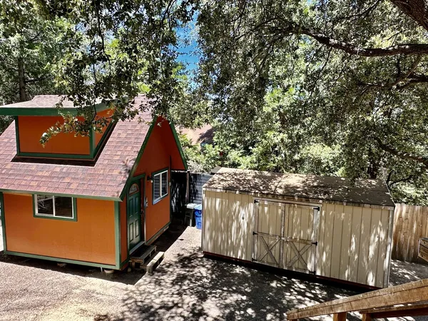 $2,600 | 25245 Rosaline Road, Idyllwild, CA 92549