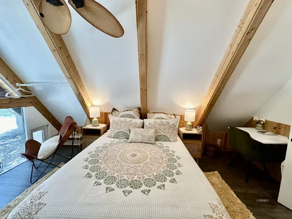 $2,600 | 25245 Rosaline Road, Idyllwild, CA 92549