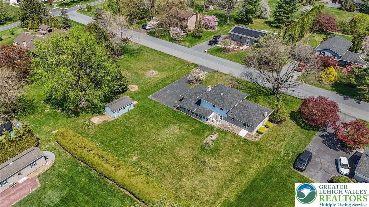 707 Lexington Road Nazareth, PA 18064 - Photo 13 of 54 Gallery Image 13