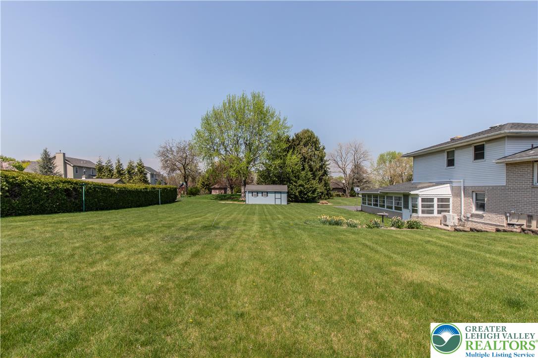 707 Lexington Road Nazareth, PA 18064 - Photo 4 of 54 Over 1/2 acre
