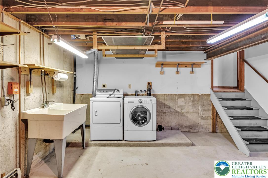 707 Lexington Road Nazareth, PA 18064 - Photo 52 of 54 Laundry