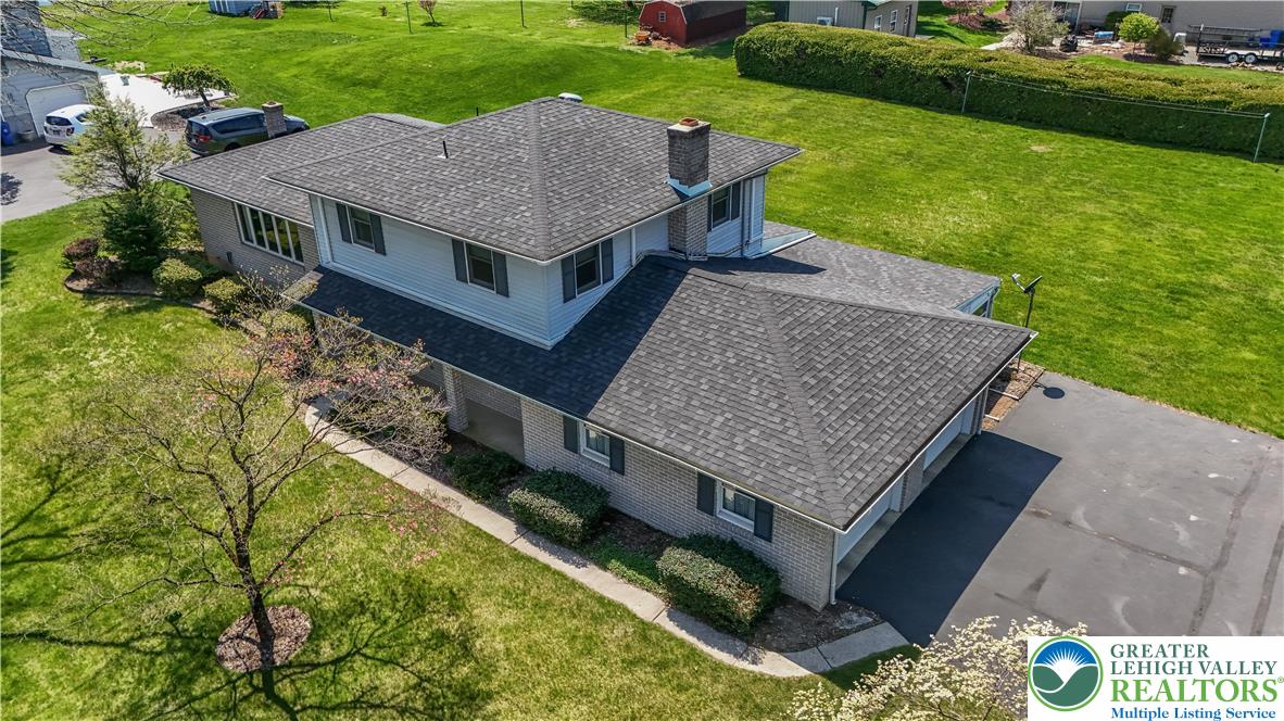 707 Lexington Road Nazareth, PA 18064 - Photo 9 of 54 Gallery Image 9