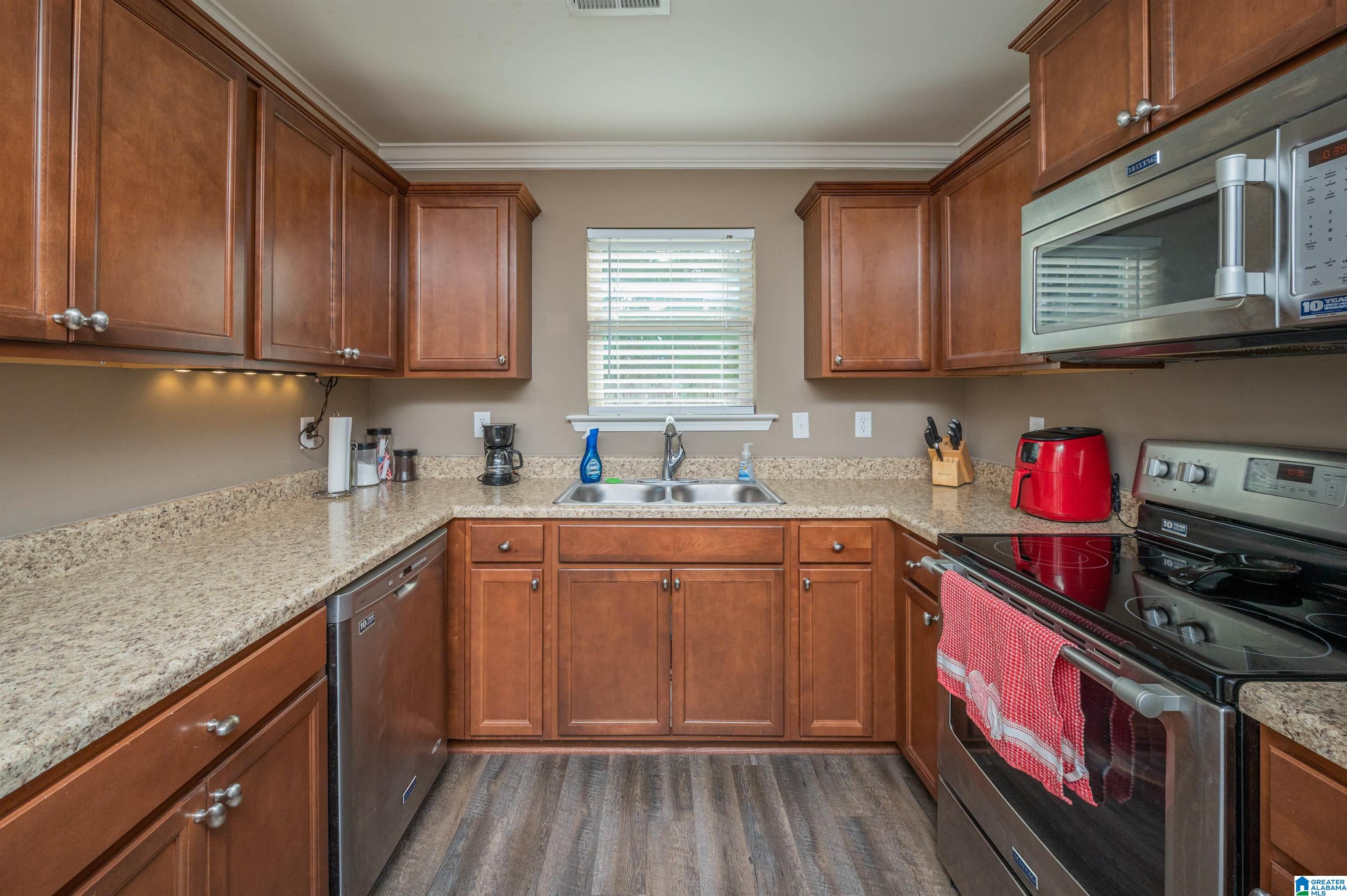 565 Briar Ridge Circle Odenville, AL 35120 - Photo 16 of 35