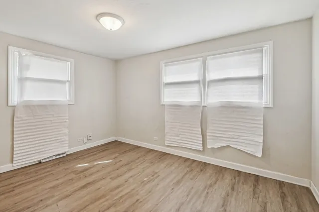 $150,000 | 17306 Burr Oak Lane, Hazel Crest, IL 60429