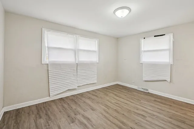 $150,000 | 17306 Burr Oak Lane, Hazel Crest, IL 60429