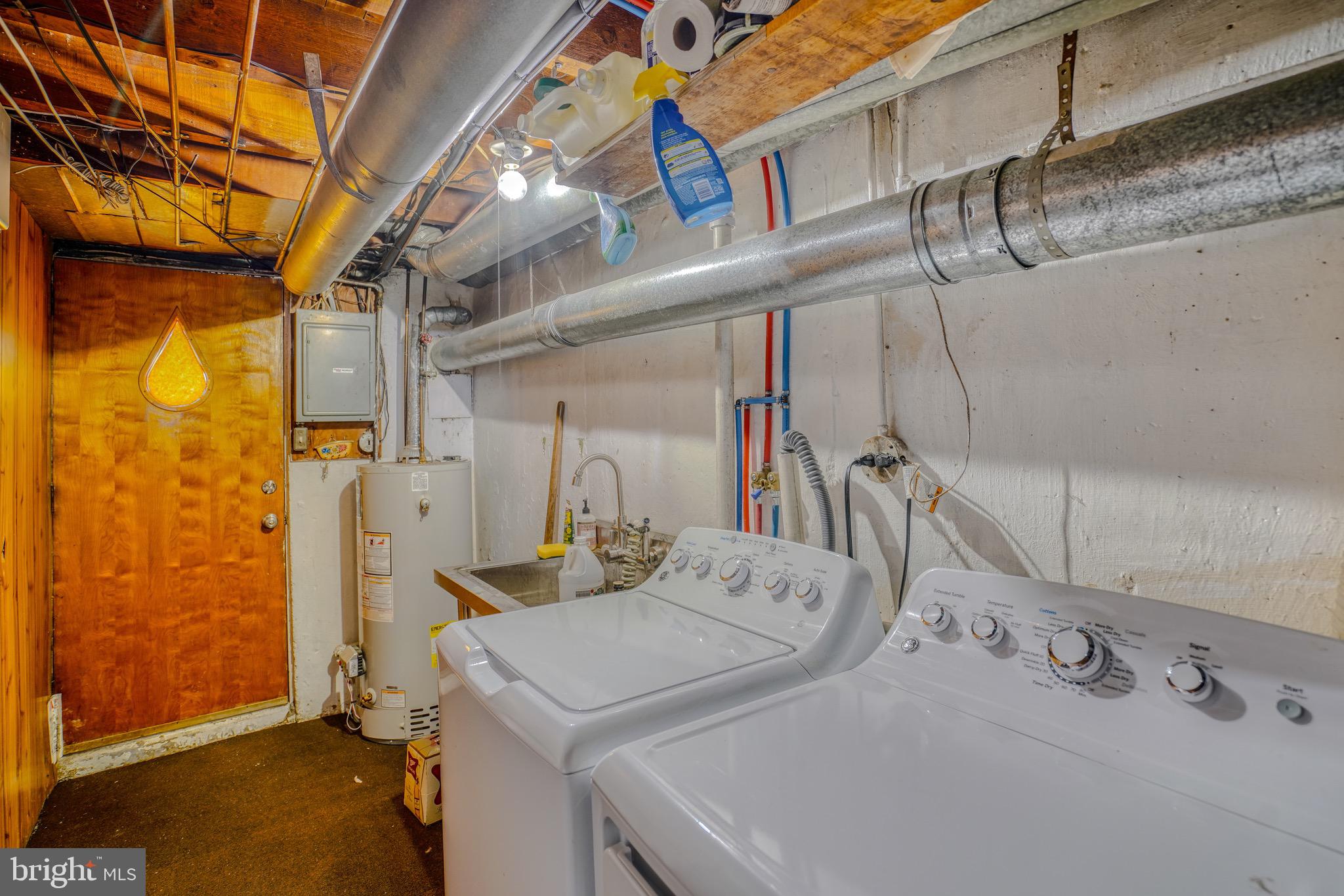 9014 Wesleyan Road Philadelphia, PA 19136 - Photo 30 of 34