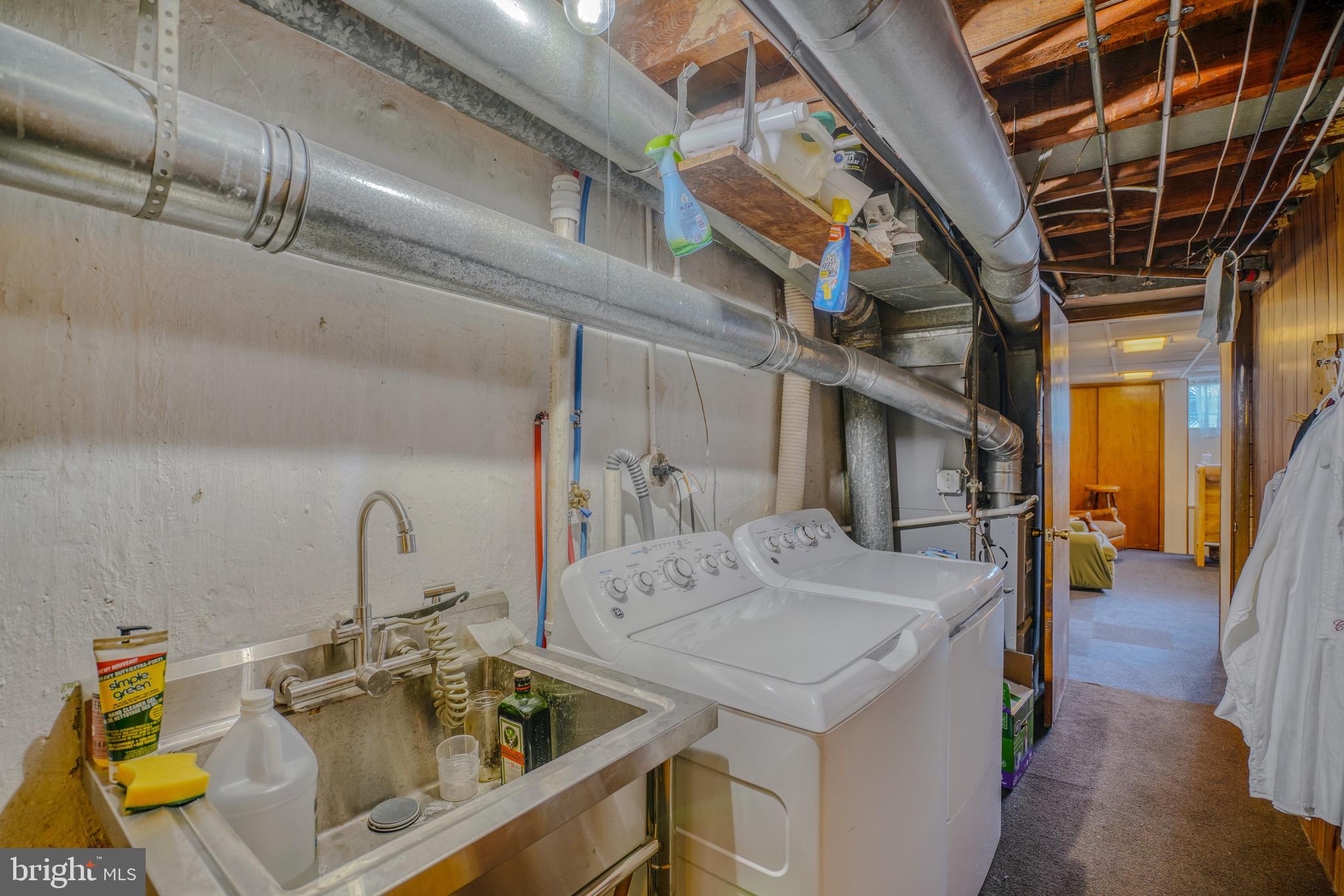 9014 Wesleyan Road Philadelphia, PA 19136 - Photo 31 of 34