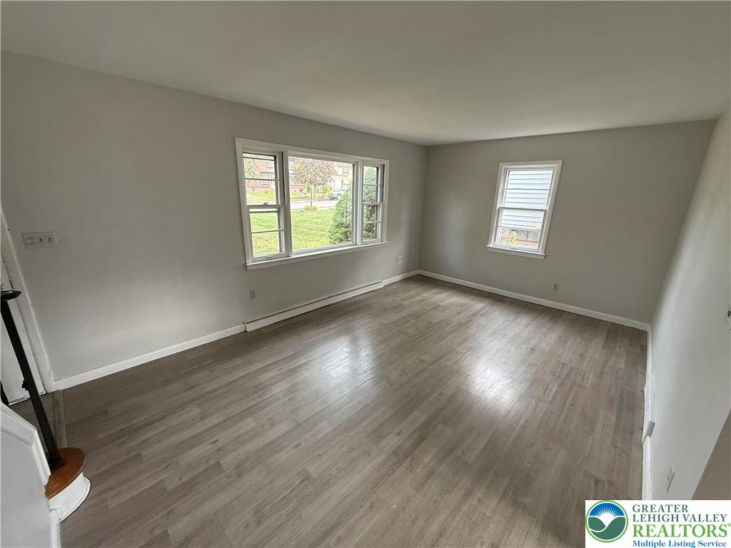 1524 Bushkill Street Wilson, PA 18042 - Photo 3 of 32 Gallery Image 3