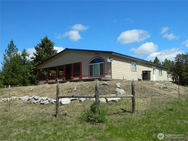 $430,000 | 152 High Country Drive East, Tonasket, WA 98855