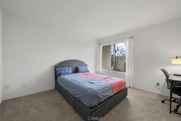 $389,999 | 23515 Lyons Avenue, Unit 210, Valencia, CA 91355