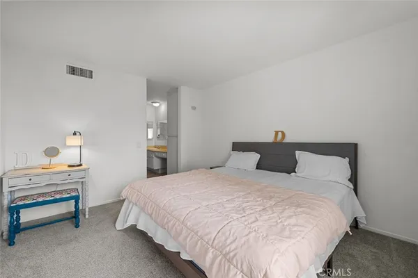 $389,999 | 23515 Lyons Avenue, Unit 210, Valencia, CA 91355