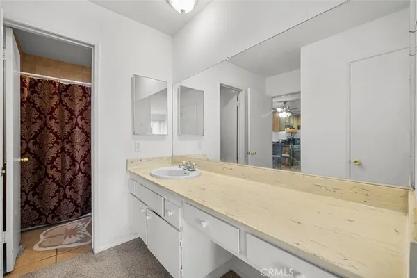 $389,999 | 23515 Lyons Avenue, Unit 210, Valencia, CA 91355