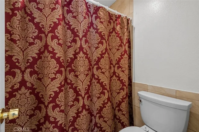 $389,999 | 23515 Lyons Avenue, Unit 210, Valencia, CA 91355