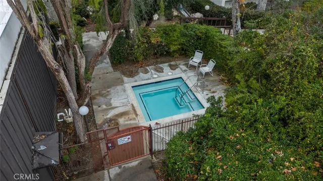 $389,999 | 23515 Lyons Avenue, Unit 210, Valencia, CA 91355