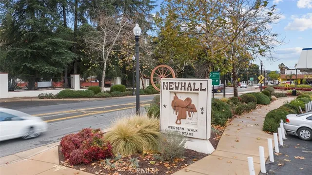 $389,999 | 23515 Lyons Avenue, Unit 210, Valencia, CA 91355