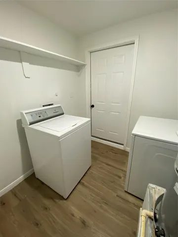 $995 | 207 Avenue A, Unit B, Willis, TX 77378